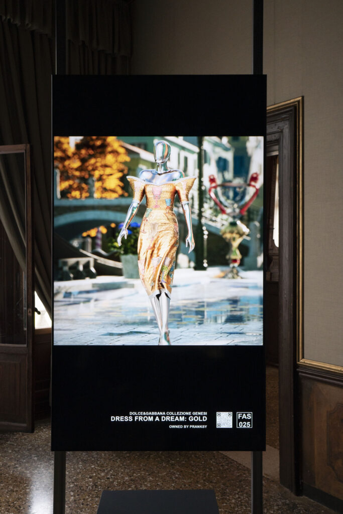 DAP_Venice_Fashion & NFT_exhibition_Dolce & Gabbana_Screen (3)